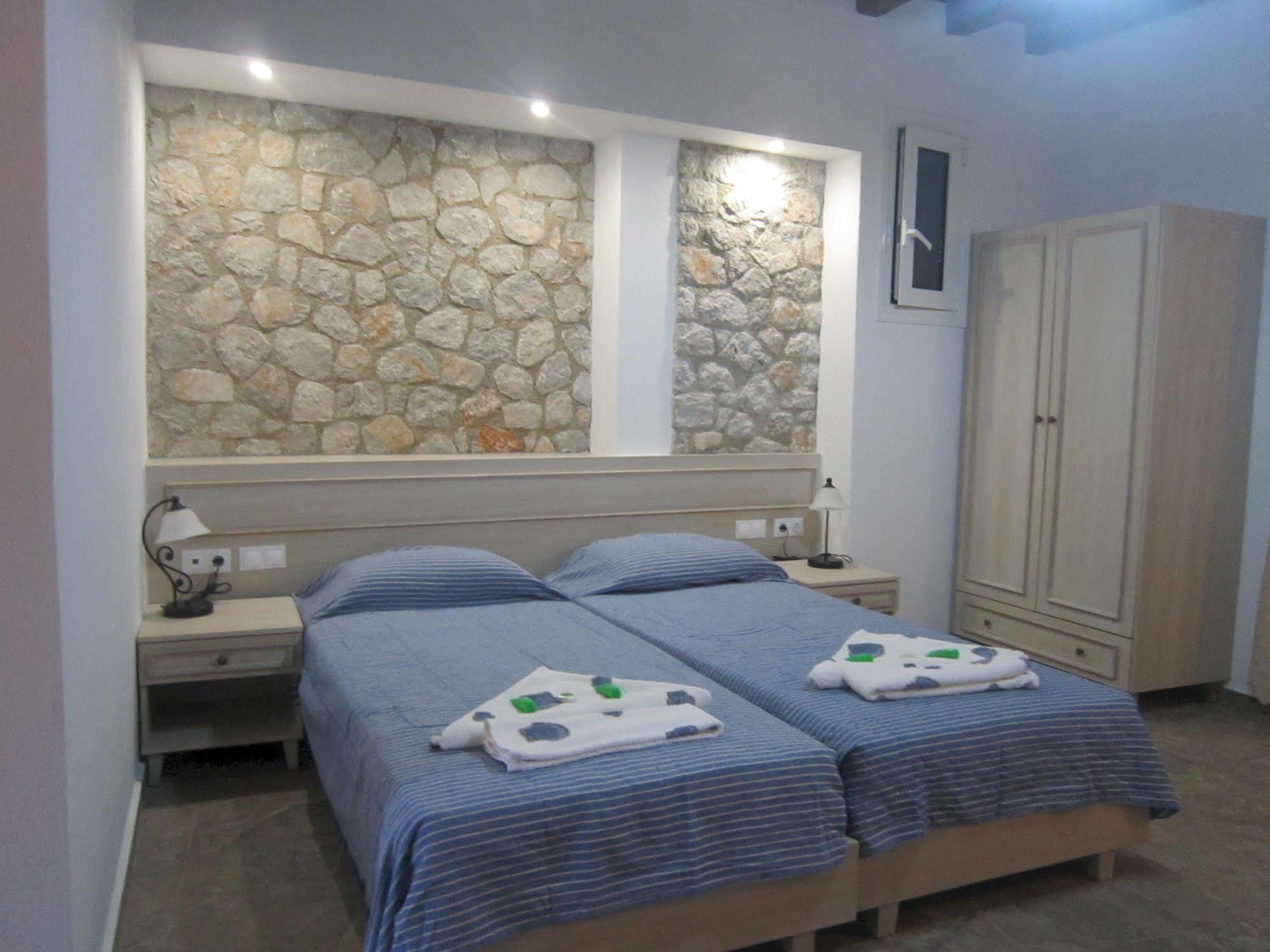 Agnanti Beach Apartments 아크앤젤로스 외부 사진